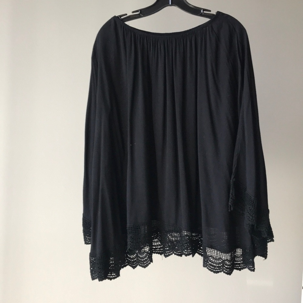 On/off shoulder tunic top